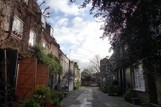 Unusual London Guided Tour - Professional Tour Guide