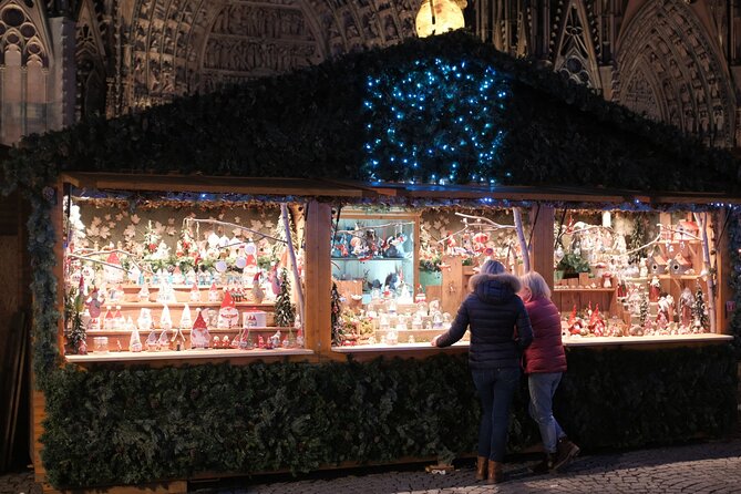 Unusual Treasure Hunt at the Christmas Markets in Strasbourg - Captivating Entertainment and Performances