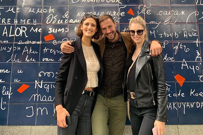 Unusual Walking Tour of Montmartre and Local Wine Tasting - 2 Hours - The Sum Up