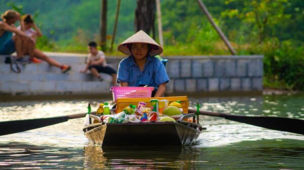 Unveil Ninh Binh's Hidden Gems: Hoa Lu-Trang An-Hang Mua - Tips for an Enjoyable Experience