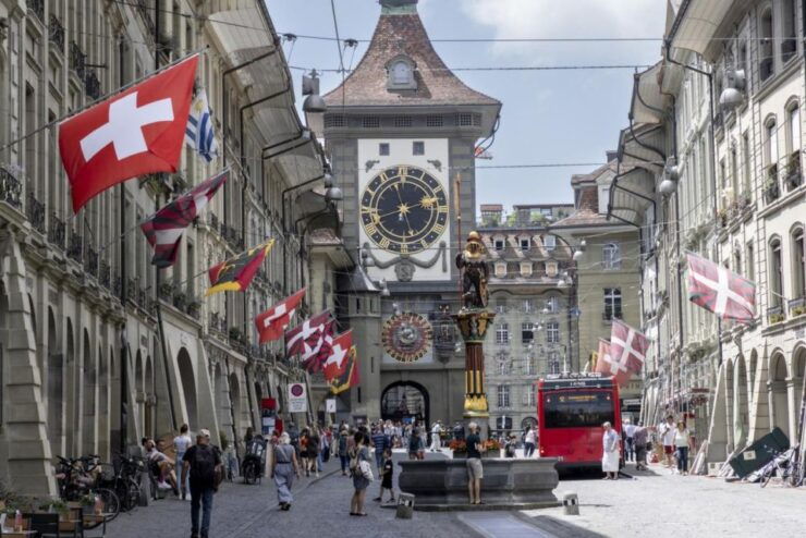 Unveiling Bern's Beauty: Cultural Exploration in the Capital - Explore Berns Historical Landmarks
