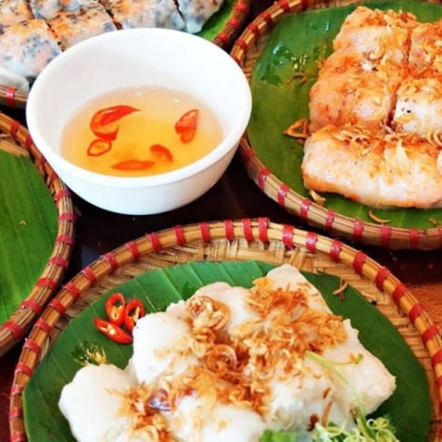Unwrap Vietnams Culture Through Food Tour - Iconic Dishes to Savor