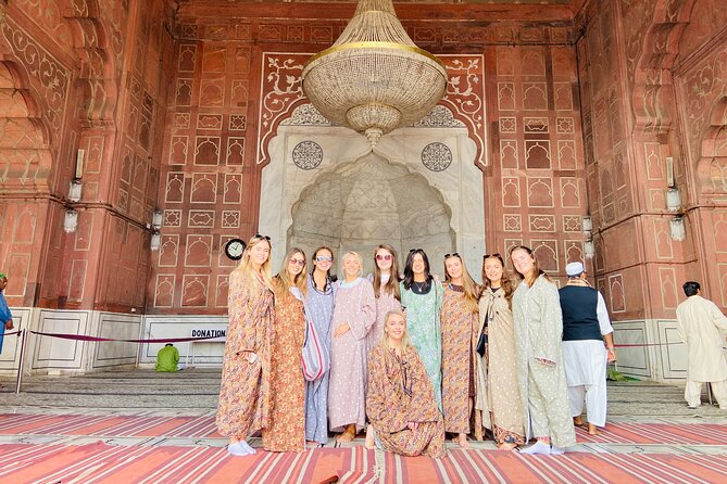 Unzip Old Delhi With Rickshaw Ride and Food Tour at Chandni Chowk - 4 Hours - Tour Itinerary