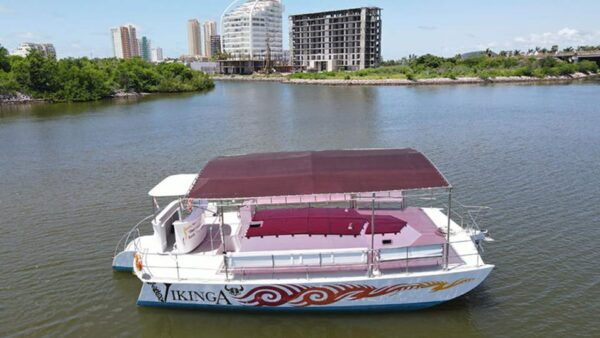 Up to 25 People on VIKINGA Trimaran. - Gratuities for Crew