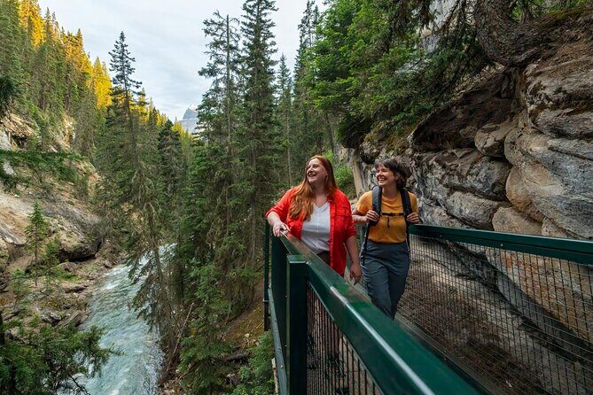Up to 6 Guests Private Tour Lake LouiseBanff and Emerald Lake - Good To Know