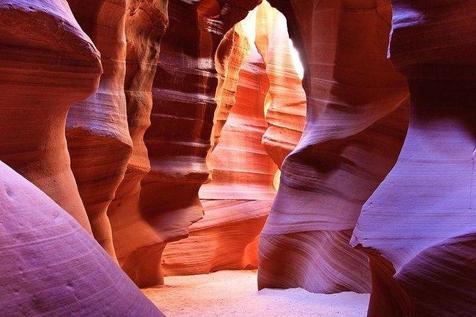 Upper Antelope Canyon Ticket - Knowledgeable Guides and Photography Assistance