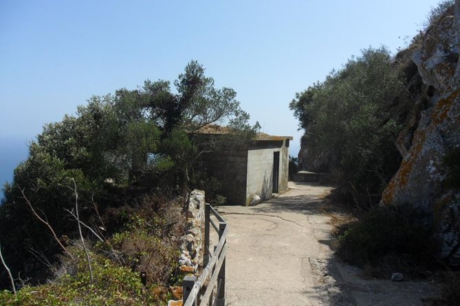 Upper Rock Walking Tour - Tour Overview