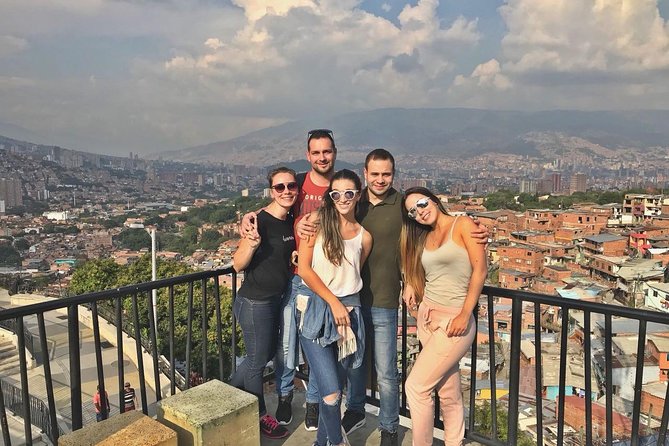 Urban Art Adventure: Explore Graffiti Masterpieces - Uncover Hidden Urban Masterpieces