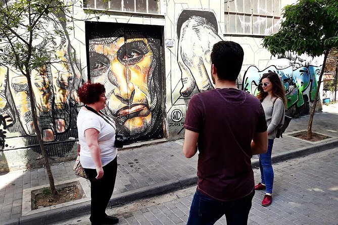 Urban Explorers: Athens Neighborhoods Private Photography Tour - Personalized Tips and Comfortable Travel