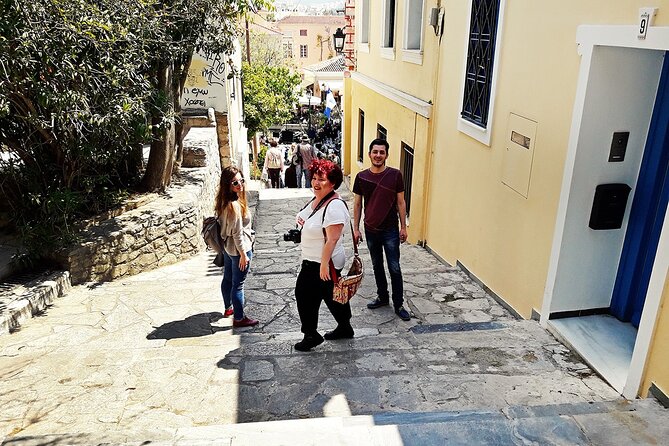 Urban Explorers: Athens Neighborhoods Private Photography Tour - Frequently Asked Questions