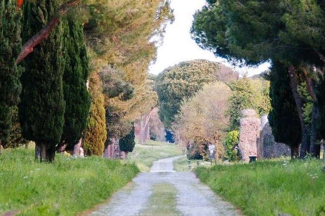 Urban Fitwalking at the Appia Antica Park Early in the Morning - Appia Antica Park Overview