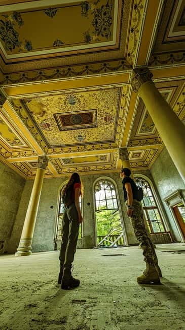 Urbex tour - Abandoned sanatoriums and Aircraft - What to Expect: A Day of Exploration