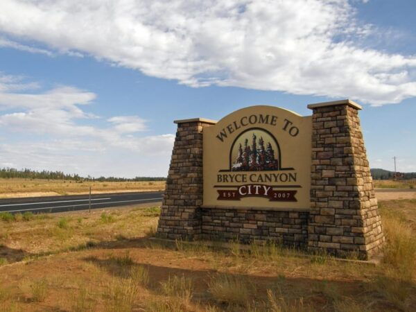 US Route 89: Audio Tour Guide - Scenic Vistas and Diverse Landscapes