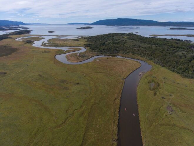 Ushuaia: Gable Island and Penguin Colony With Canoeing - Experience Highlights