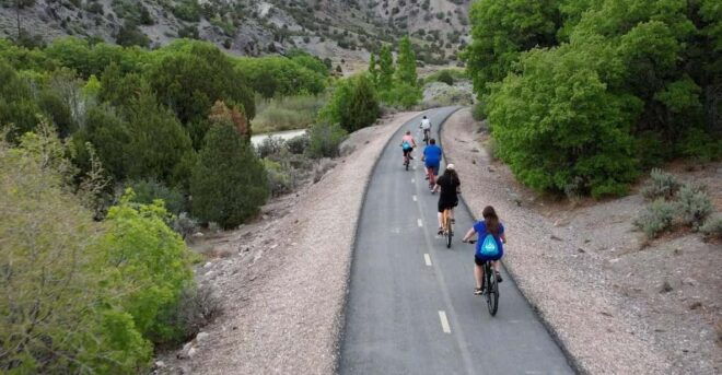 Utah: Candy Mountain Express Bike Trail Half Day Rental - Accessibility