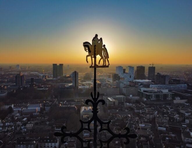 Utrecht: Dom Tower Entry Ticket and Guided Tour - Entry Ticket Inclusions and Exclusions
