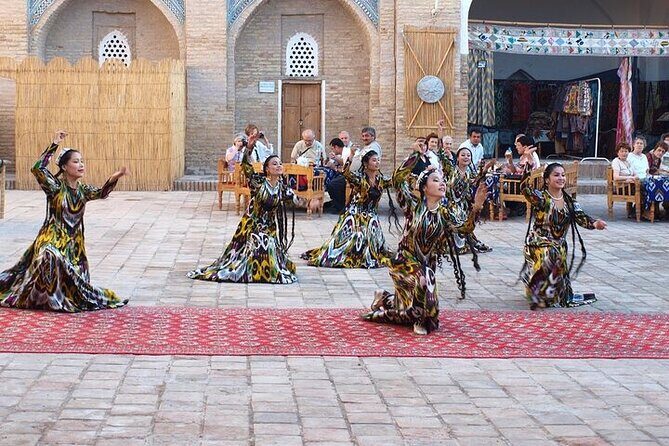 Uzbekistan 8 Days Luxury Private Tour - A Closer Look at the Itinerary: What to Expect Each Day