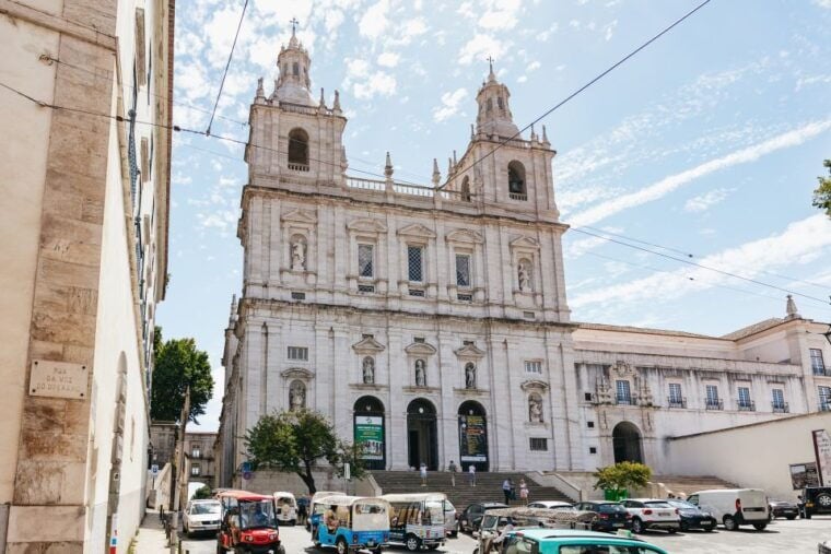 Vadio: Lisbon Old Town Private Tuk Tuk Tour - FAQ