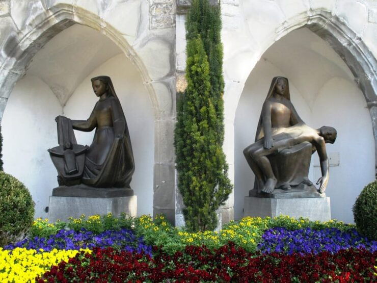 Vaduz: Surprise Walk of the City With a Local - Key Points