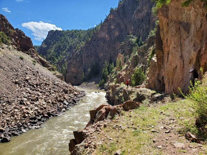Vail CO: Family-Friendly Colorado River White Water Raft - Safety Precautions and Equipment