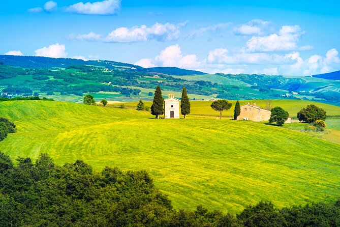 Val Dorcia Private Tour: Montalcino, Pienza and Montepulciano - Photo Opportunities at Madonna Di Vitaleta Chapel