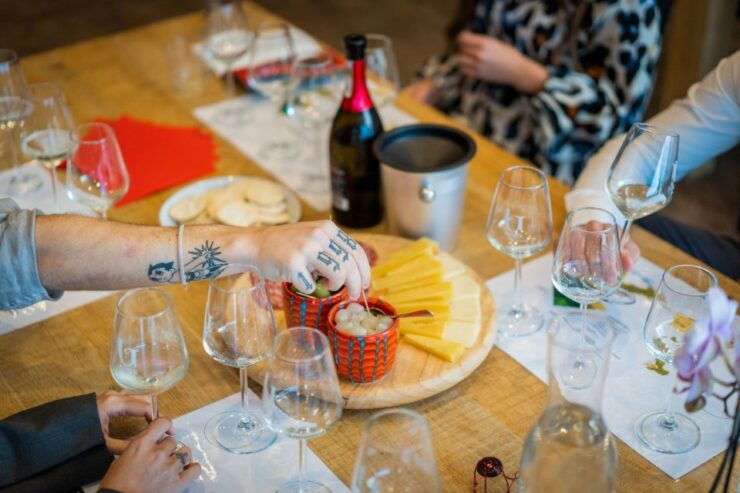 Valdobbiadene Experience: Prosecco and Local Food Tasting - Experience Highlights