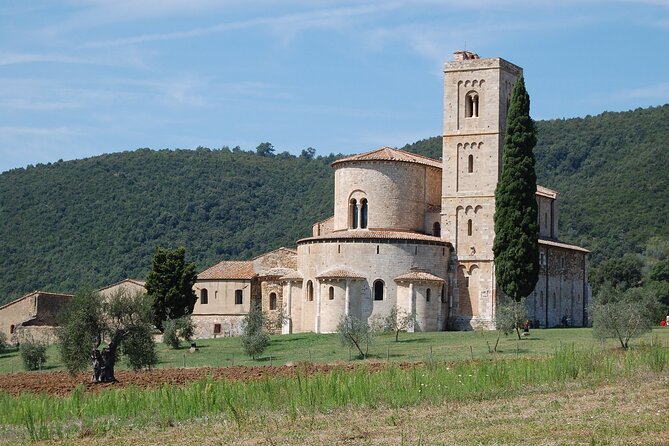 Valdorcia: Montalcino and Montepulciano Scenery in the World - Frequently Asked Questions