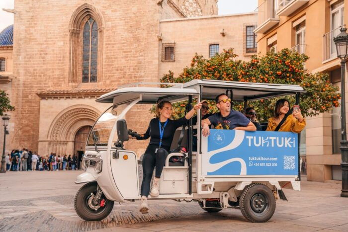 Valencia 1 Hour by Tuktuki: Essential and Private Tour - Frequently Asked Questions