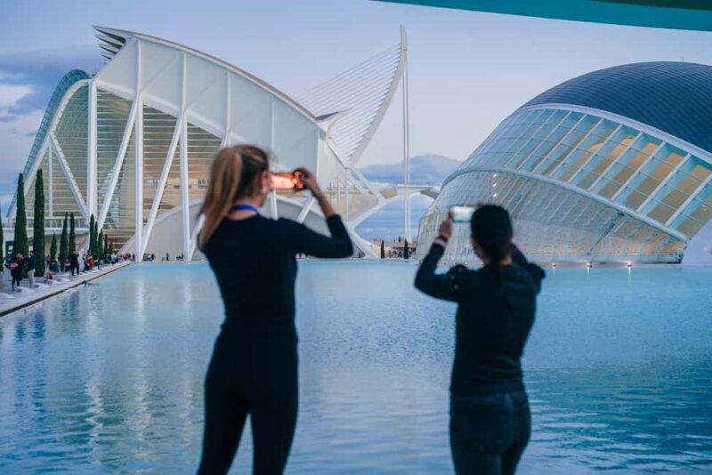 Valencia: 2-hour City Highlights Guided Tour by Tuk Tuk - Frequently Asked Questions