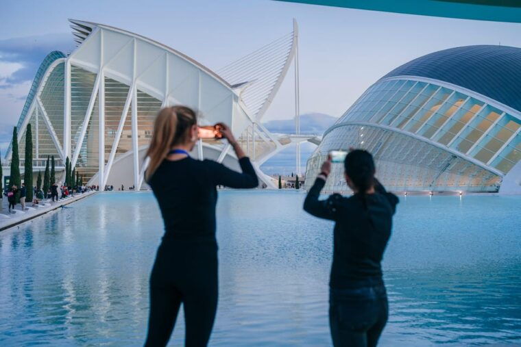 Valencia: 2-hour City Highlights Guided Tuk-Tuk Tour - Customer Feedback