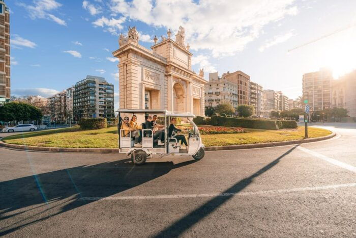 Valencia: 2-hour City Highlights Guided Tuk-Tuk Tour - Frequently Asked Questions
