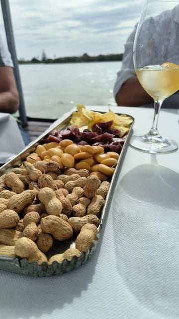 Valencia: Boat Ride With Tasting of Valencian Vermouths - Discovering the History of Valencian Vermouth