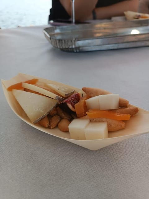 Valencia: Boat Ride With Tasting of Valencian Vermouths - The Tasting Experience