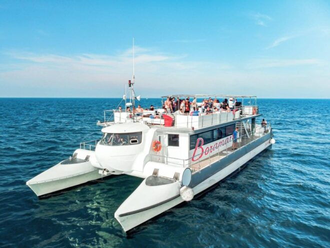 Valencia: Boat Trip on the Valencian Coast With Lunch - Inclusions and Highlights