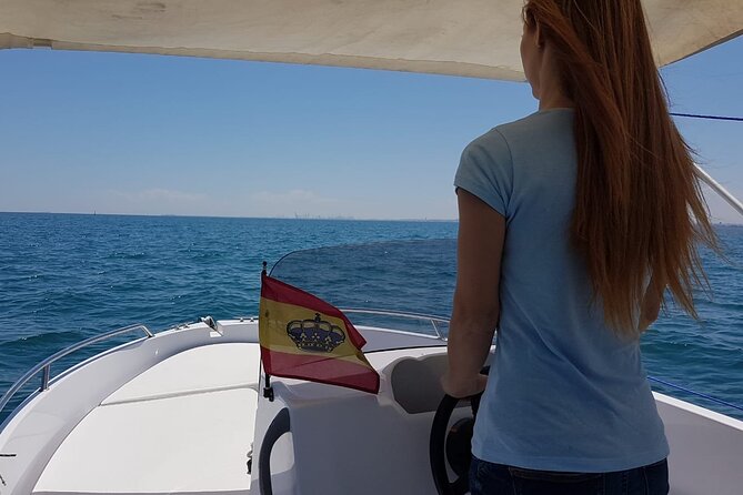 Valencia Boat Without License and Entrance to Beach Club Piscina - Additional Information