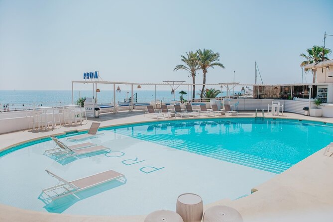 Valencia Boat Without License and Entrance to Beach Club Piscina - Directions