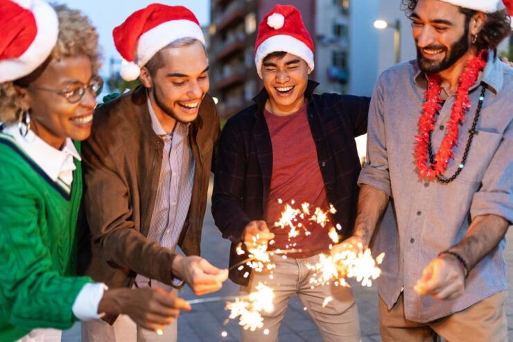 Valencia Christmas Walk: Festive Spirits & Historic Sights - Delight in Festive Market Treasures