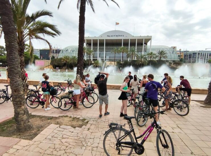 Valencia: City Highlights Guided Bike Tour - Experience Highlights