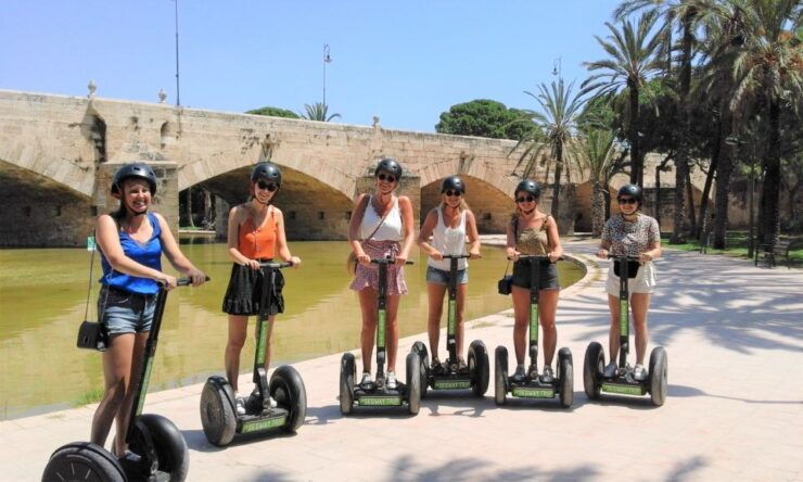 Valencia: Complete Segway Tour of Old Town and Gardens - Experience Highlights