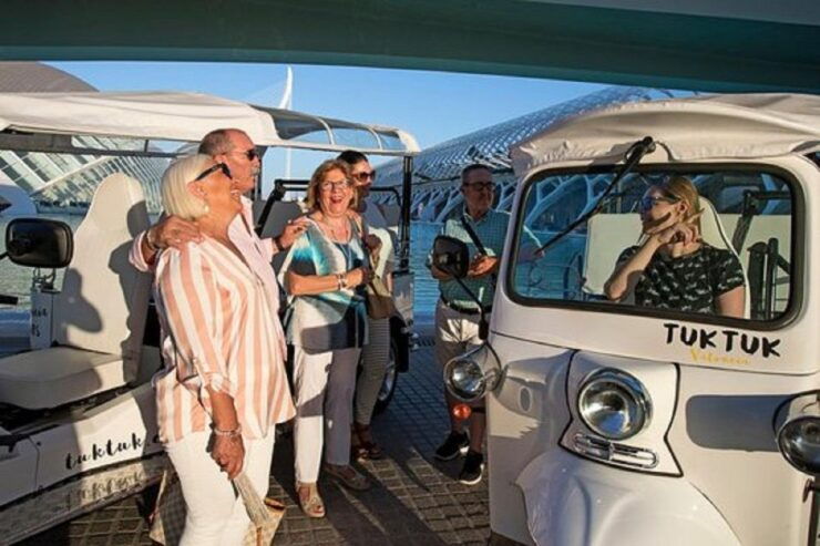 Valencia: Complete Tuk-Tuk Tour Around the City - Booking Information