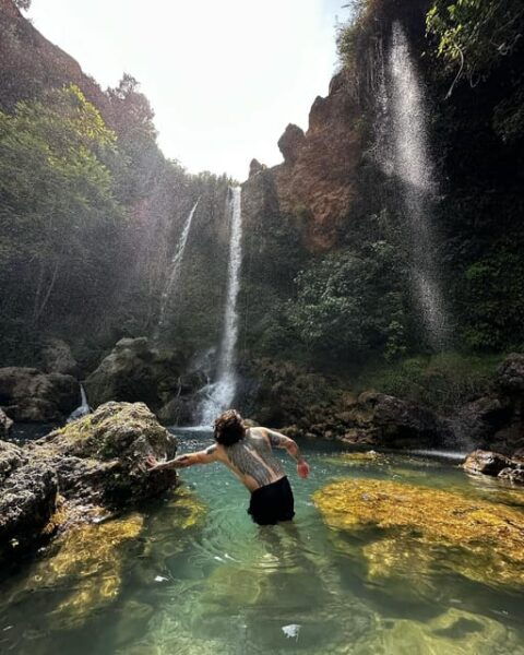 Valencia: Day Trip Exploring Waterfalls, Springs and Caves. - Customer Reviews and Experiences