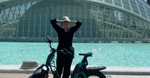 Valencia: Discover City Highlights on a Premium E-Bike - Mercado Central Experience