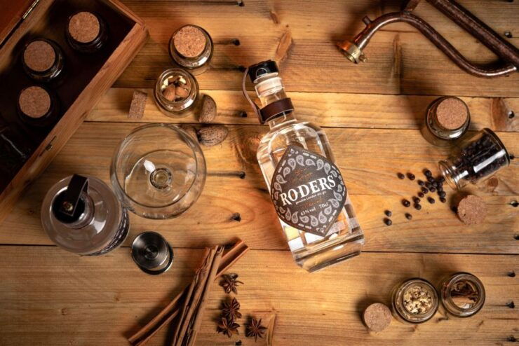 Valencia: Distillery Visit and Gin Tasting in Benifla - Booking and Logistics