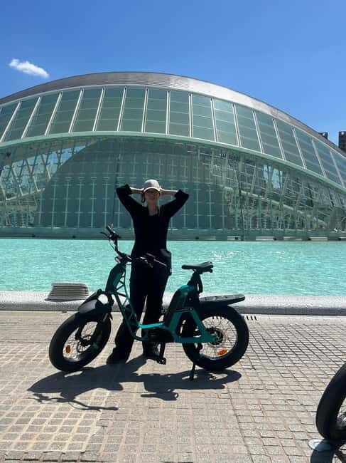 Valencia: FAT BIKE YAMAHA E-Bike Rental Experience - Discover Valencia on Two Wheels: An In-Depth Review