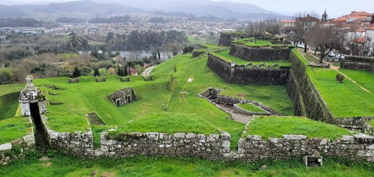 Valencia: Fortress and Old Town Guided Tour - Good To Know