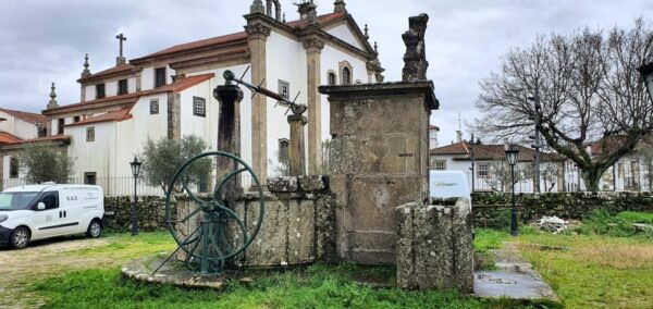 Valencia: Fortress and Old Town Guided Tour - Important Tour Details