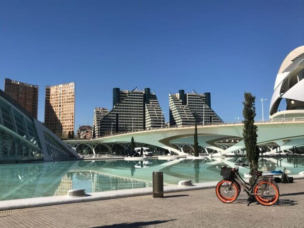 Valencia: Grand City Bike Tour on Bicycle, E-Bike or E-Step - Flexible Booking and Cancellation