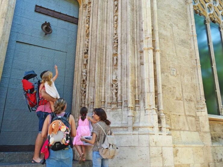 Valencia: Guided Family Walking Tour (Italian Tour) - Activity Details