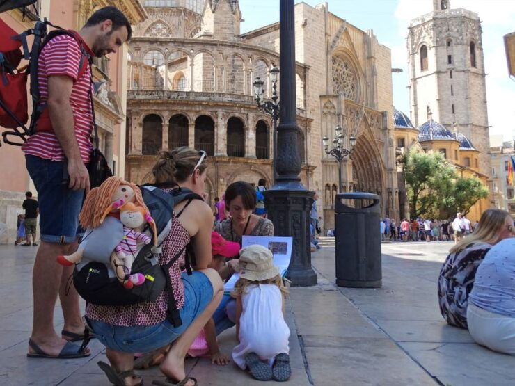 Valencia: Guided Family Walking Tour (Italian Tour) - Experience Highlights