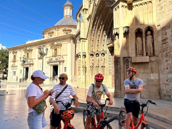 Valencia: Guided Tour by Bike, E-Bike or E-Scooter - Inclusions and Requirements